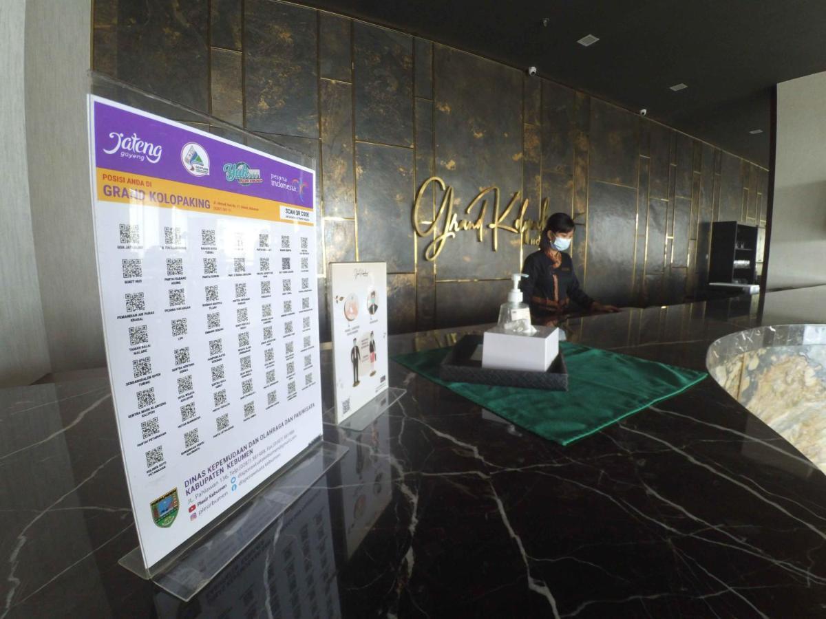 Grand Kolopaking Hotel Kebumen Exterior foto
